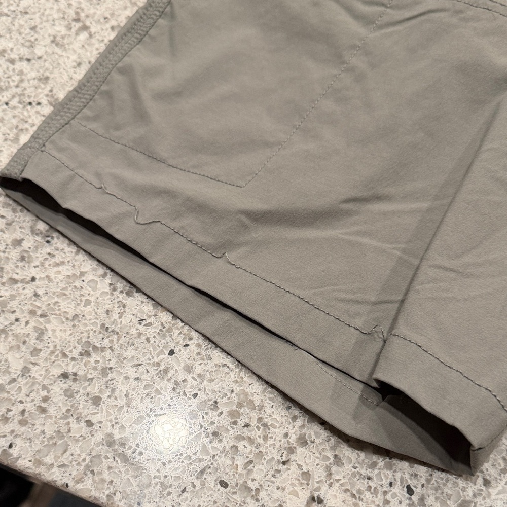 Eddie Bauer Workwear Men's Lightweight Stretch Shorts Gray Size 34x9 - Picture 10 of 10